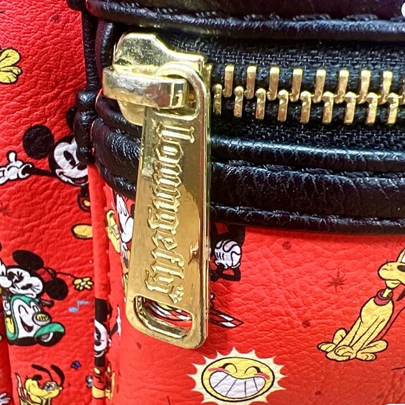 Loungefly Disney Parks Minnie Mickey Pluto Runaway Railway Vespa Backpack NWOT - Picture 6 of 13